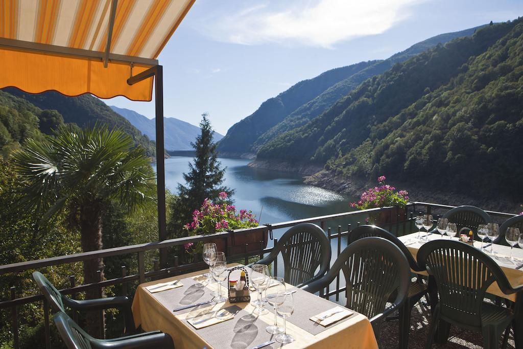 Hotel Al Lago Vogorno المظهر الخارجي الصورة