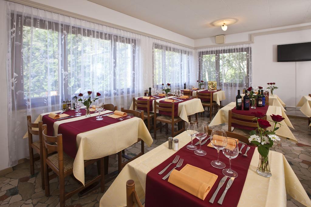 Hotel Al Lago Vogorno المظهر الخارجي الصورة