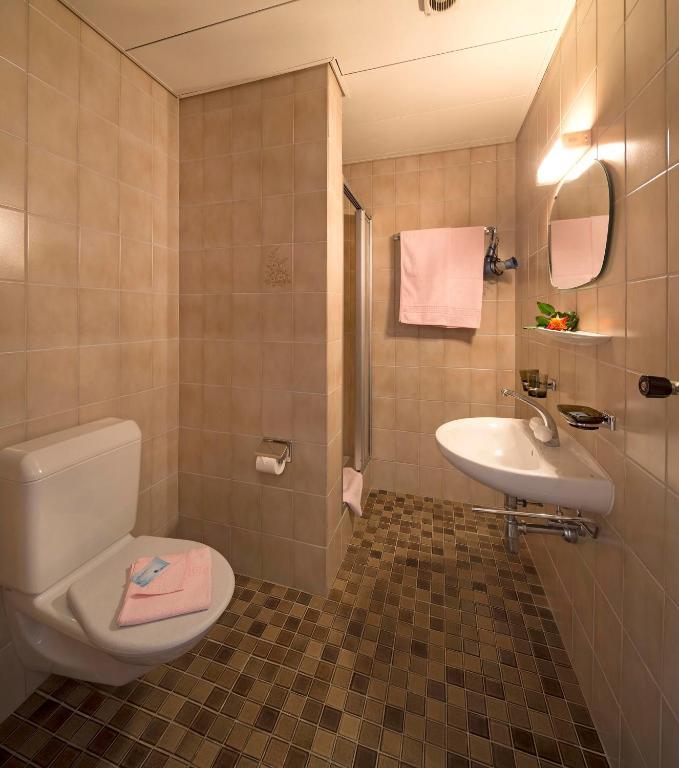 Hotel Al Lago Vogorno الغرفة الصورة